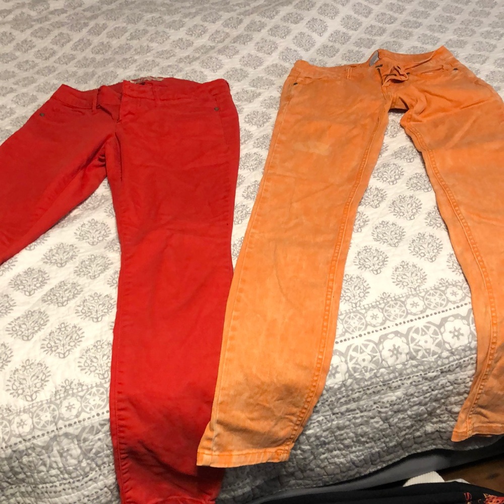 2 pairs of jeans